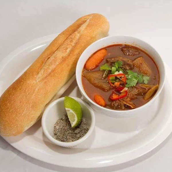 Bread With Beef Stew